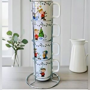 NEW Peanuts Charlie Brown  Christmas Stacking Mug Set with Metal Stand
